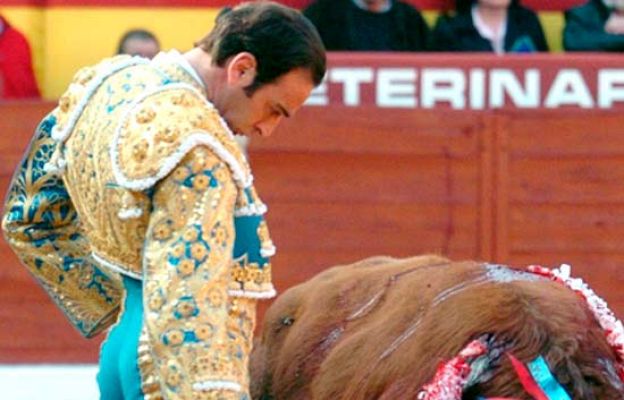  - Enrique Ponce, 20 años