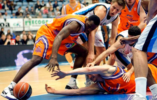 Baloncesto en RTVE - Lagun Aro 76-83 P.E. Valencia