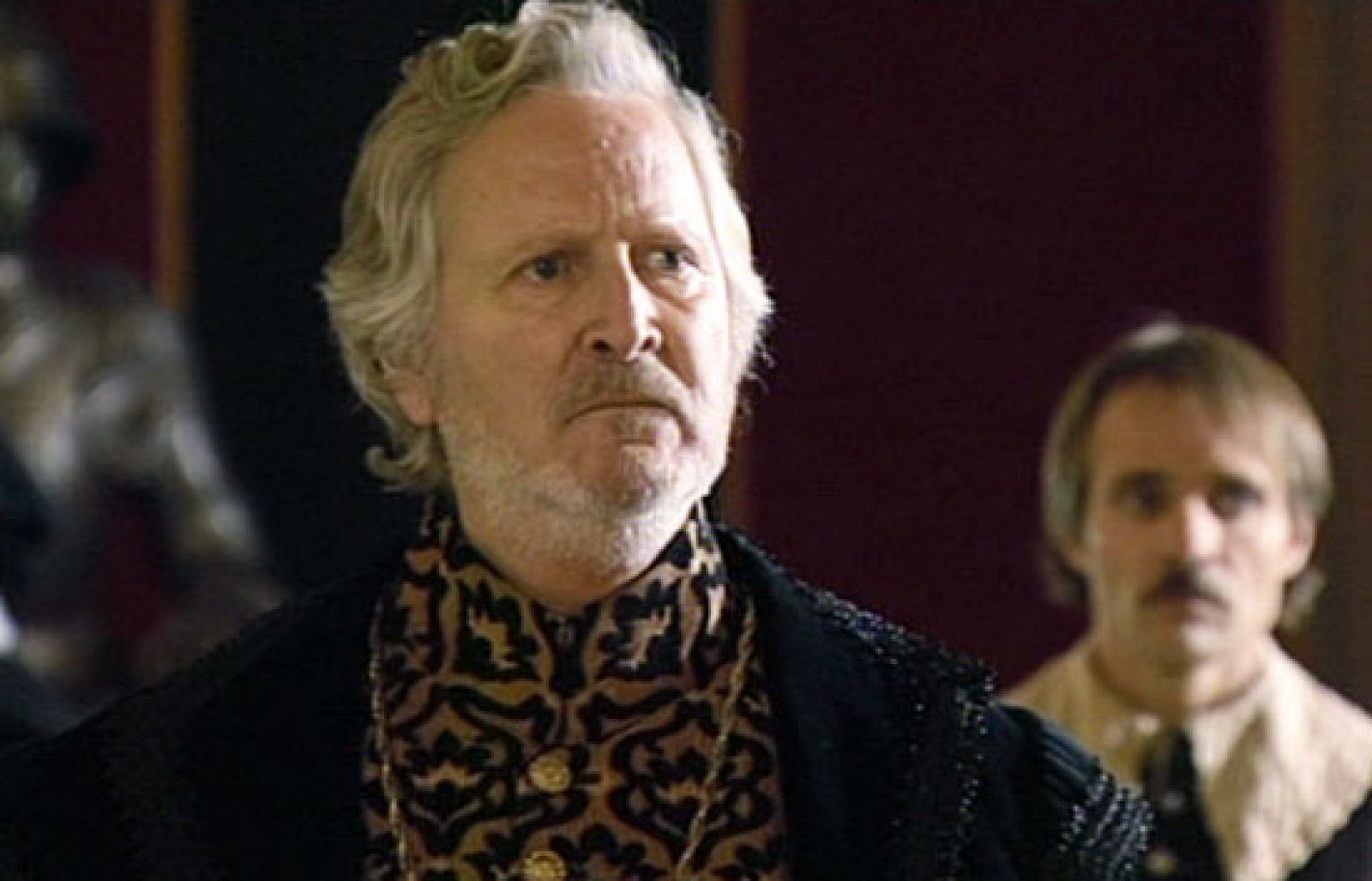 Águila Roja - El Rey reconoce a Gonzalo de Montalvo | Ver