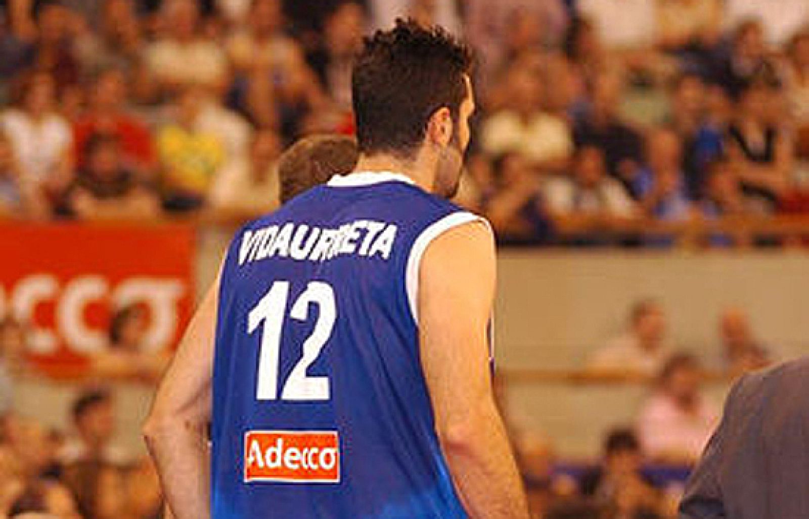 El ex jugador de estudiantes Rafa Vidaurreta nos cuenta a través de la realización de cortos cómo es su nueva vida 'alejada' del baloncesto.