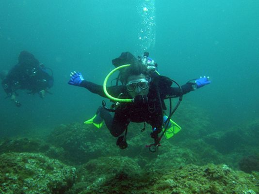 Al filo de lo imposible - Bajo el agua somos discapacitados