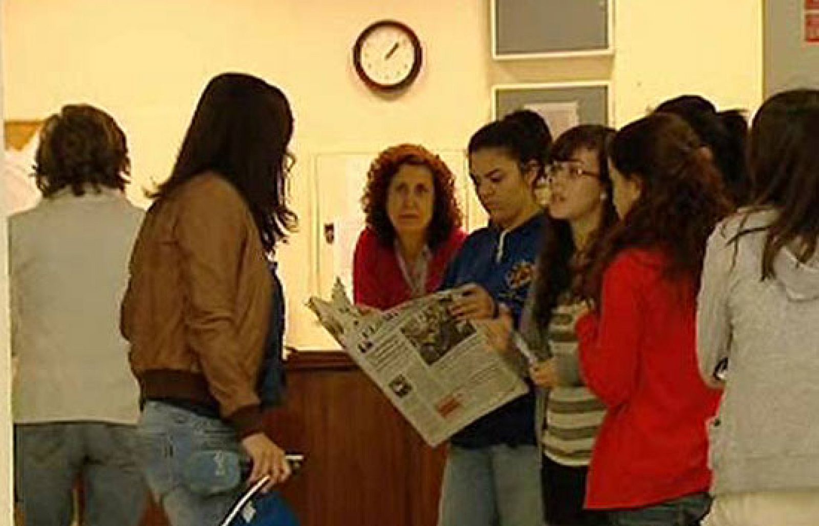 La Comunidad de Madrid urge a la Complutense a arreglar el estado de sus colegios mayores | Ver