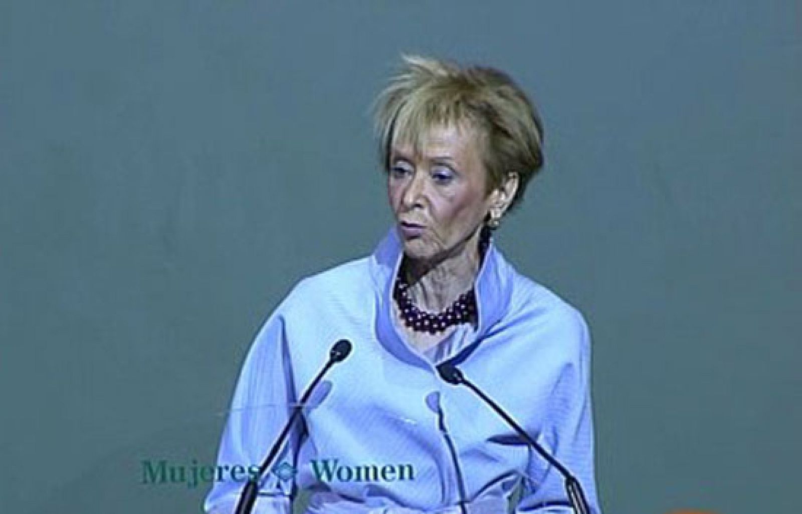 De la Vega reclama que la crisis no se convierta "en una  coartada para retroceder en los derechos" de las mujeres | Ver