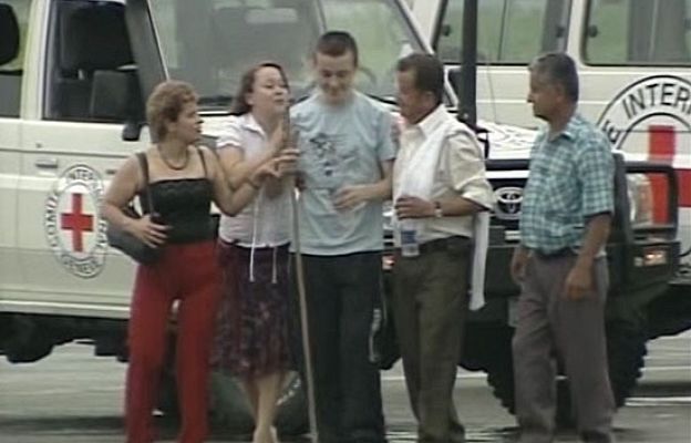  - Rehenes por guerrilleros