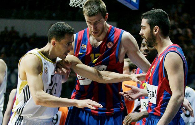 Baloncesto en RTVE - El Barça se adelanta en Vistalegre