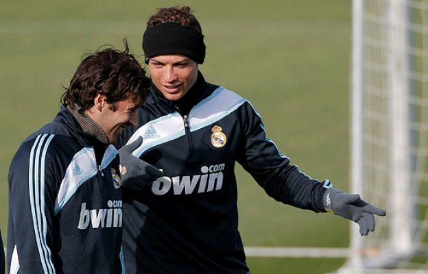  - Guti es duda para Santander