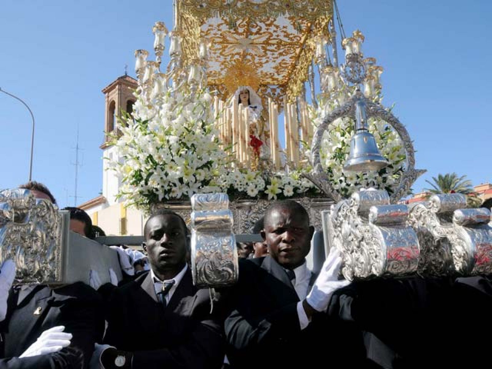 Seis procesiones recorren las calles de Málaga el Jueves Santo | Ver