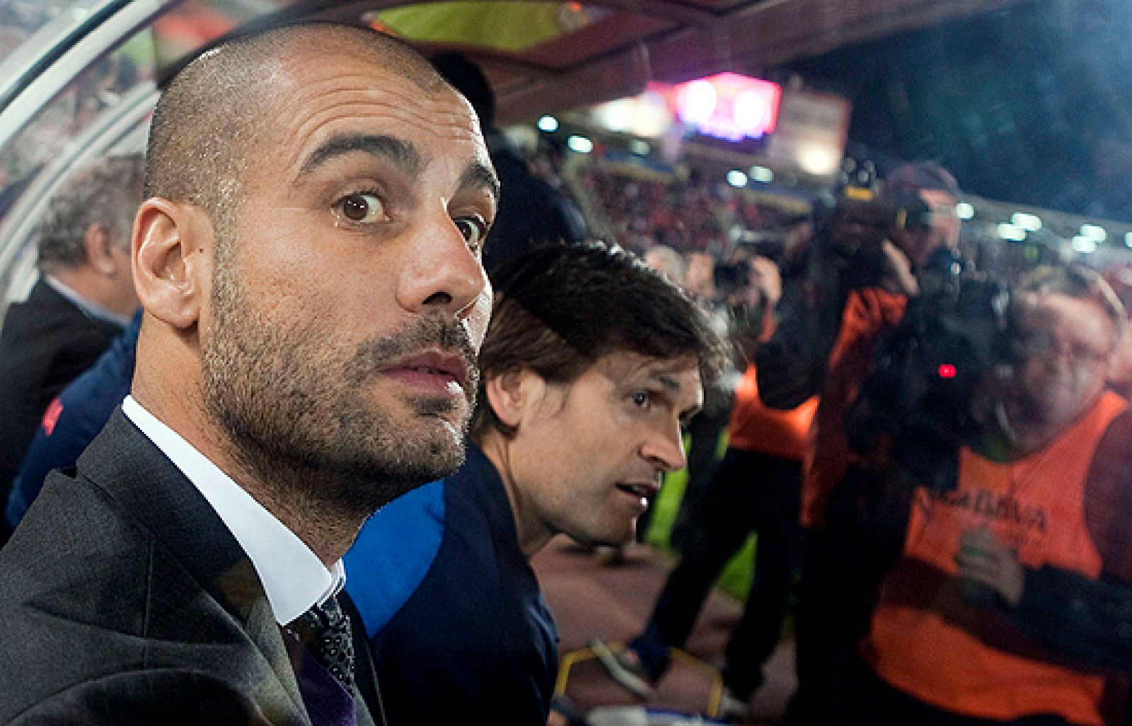 El entrenador del FC Barcelona, Pep Guardiola, no quiere que sus jugadores se relajen ante el próximo partido contra el Athletic por culpa de que se piense más en el clásico contra el Real Madrid, "No se acaba el mundo en el Bernabéu", apuntó.