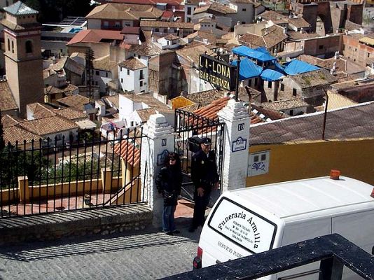 Telediario 1 - Telediario en 4' - 03/04/10