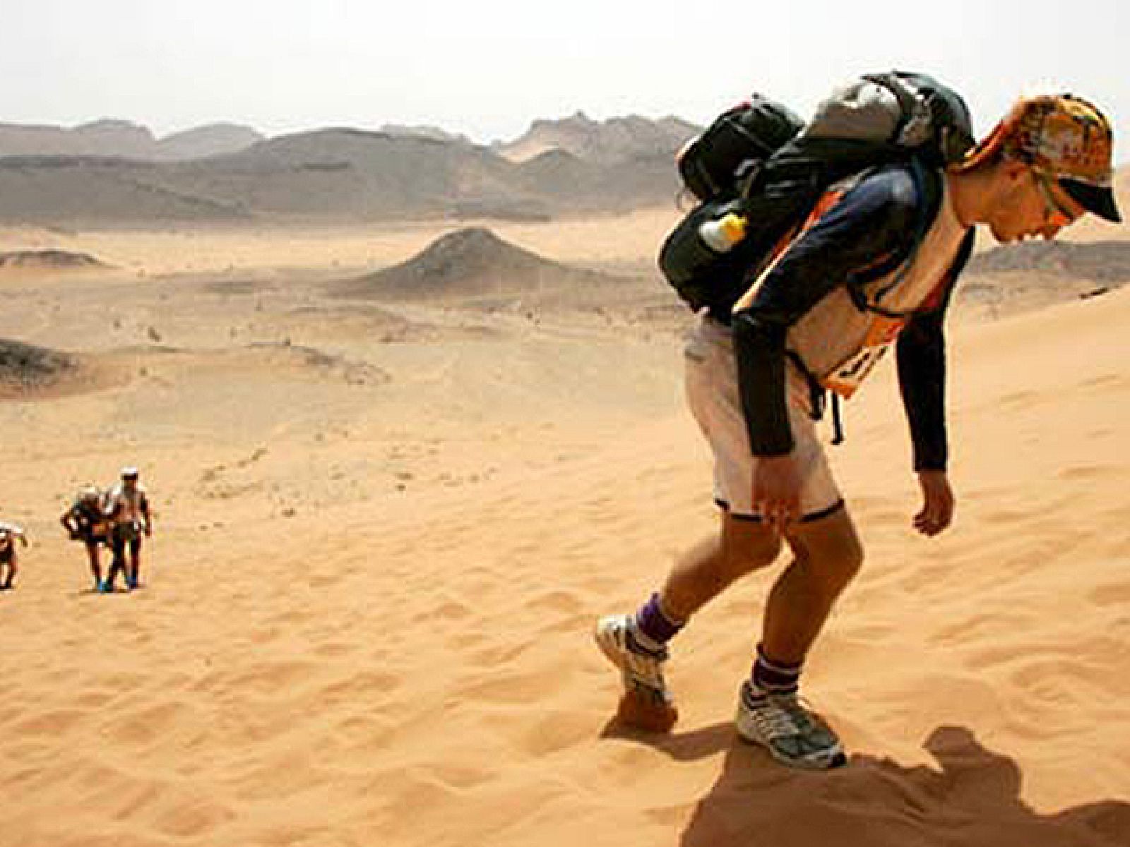 Da comienzo en Marruecos una de las pruebas más difíciles del deporte, la Maratón de las Arenas.
