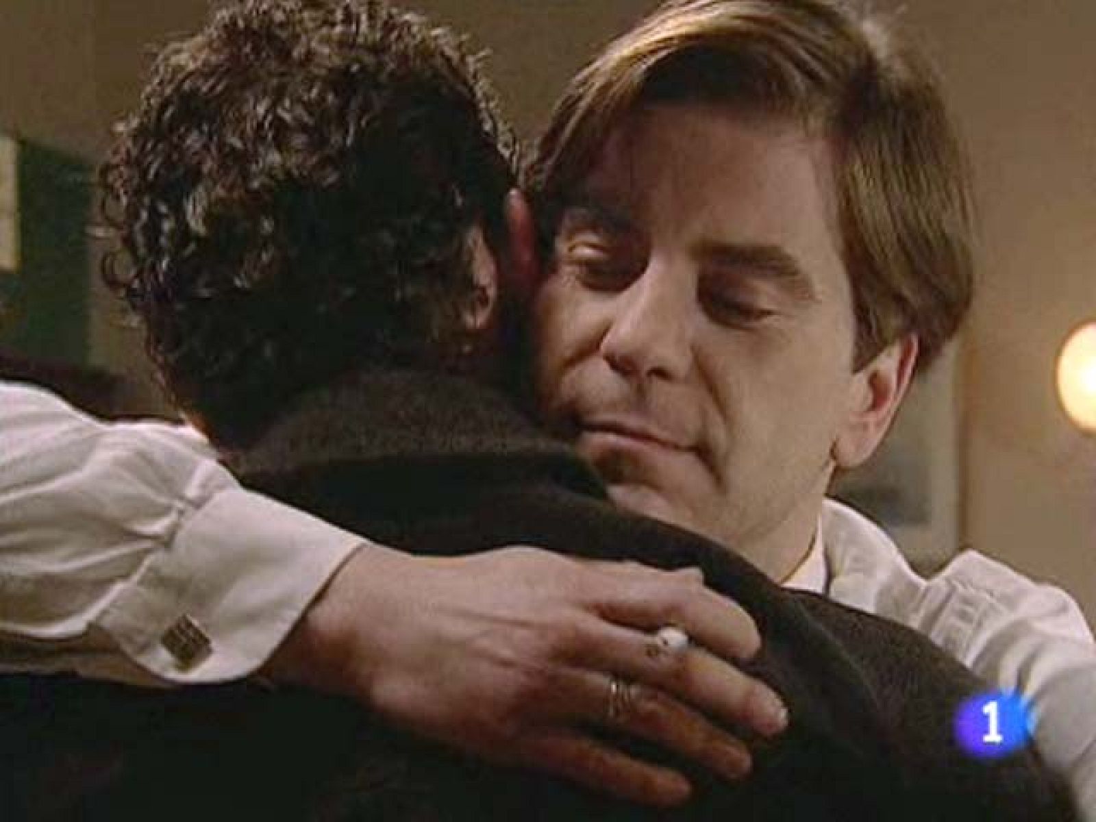 Amar - Bonilla, un 'Watson' fiel a su compañero - Amar en tiempos revueltos | Ver