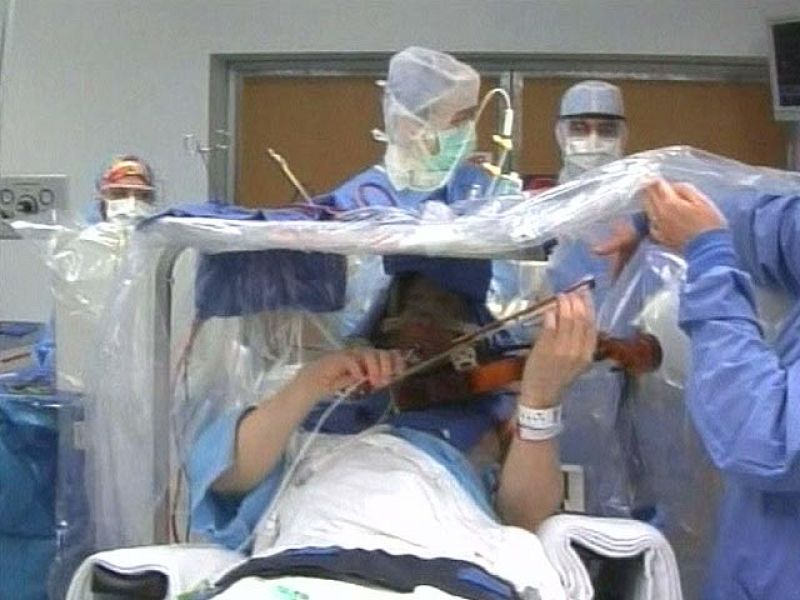 Un violinista en el quirófano - Ciencia y tecnología en Rtve.es | Ver