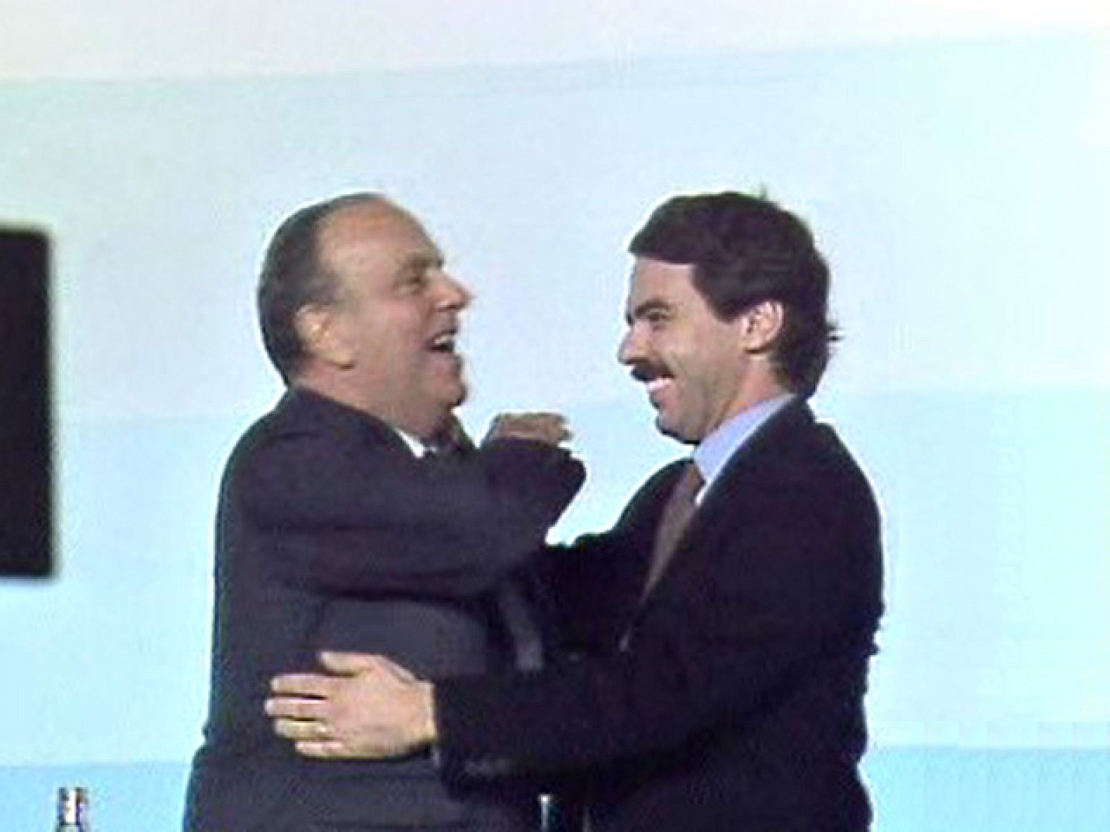 Aznar se convertía en líder del PP hace 20 años