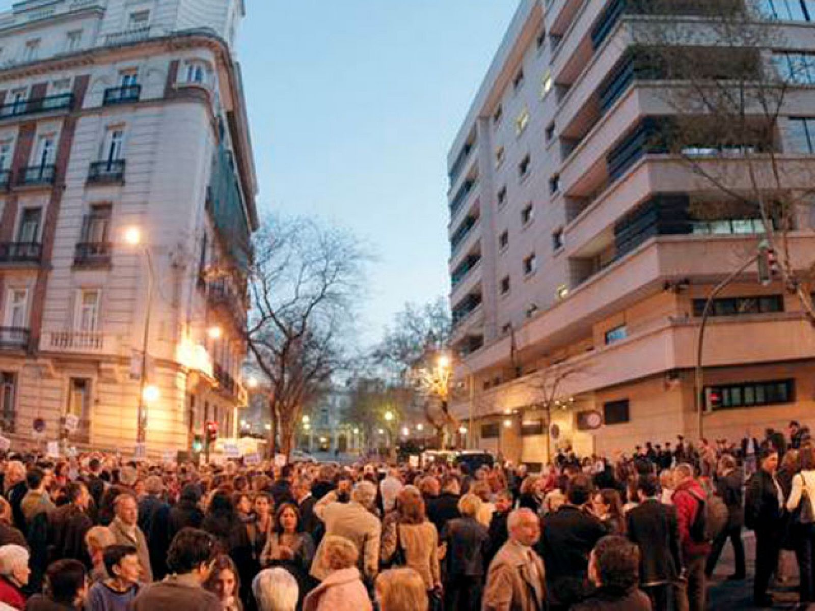 Numerosas muestras de apoyo al juez Garzón