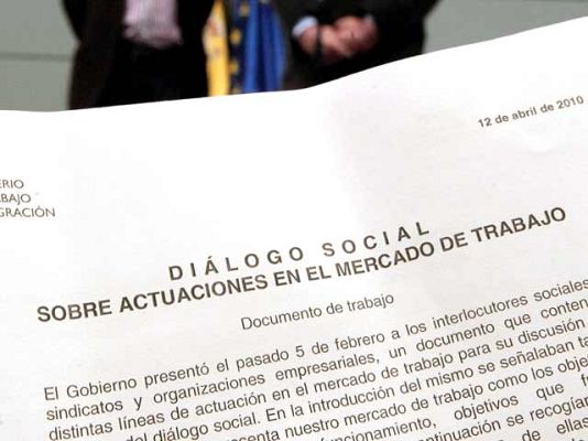 Telediario 1 - Telediario en 4' - 13/04/10