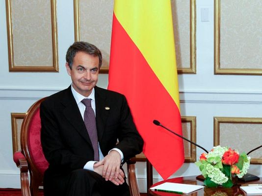  - Zapatero alaba a Obama y a Medvedev