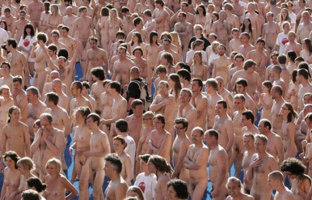 Eurocopa - La última de Spencer Tunick