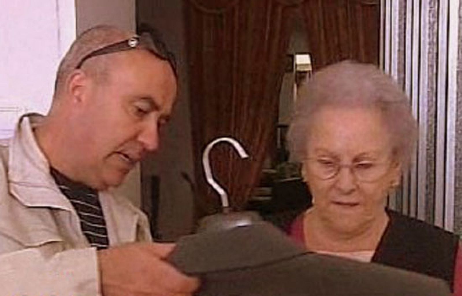 España Directo - El negocio de la "dita" | Ver