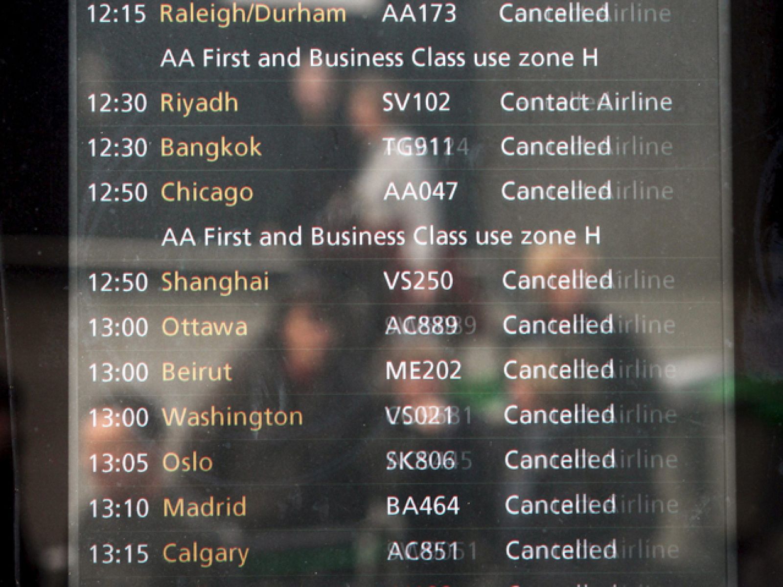 Hay graves problemas en el tráfico aéreo de Europa, que afectan también a España | Ver