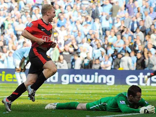  - Scholes salva al United