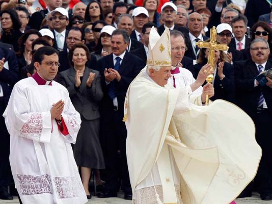  - El Papa celebra misa en Malta