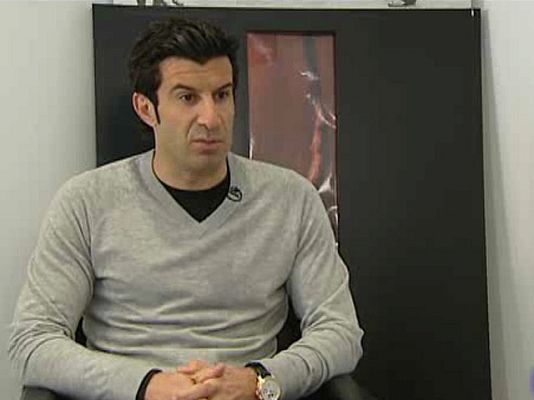 Champions League - Luis Figo, a solas con TVE