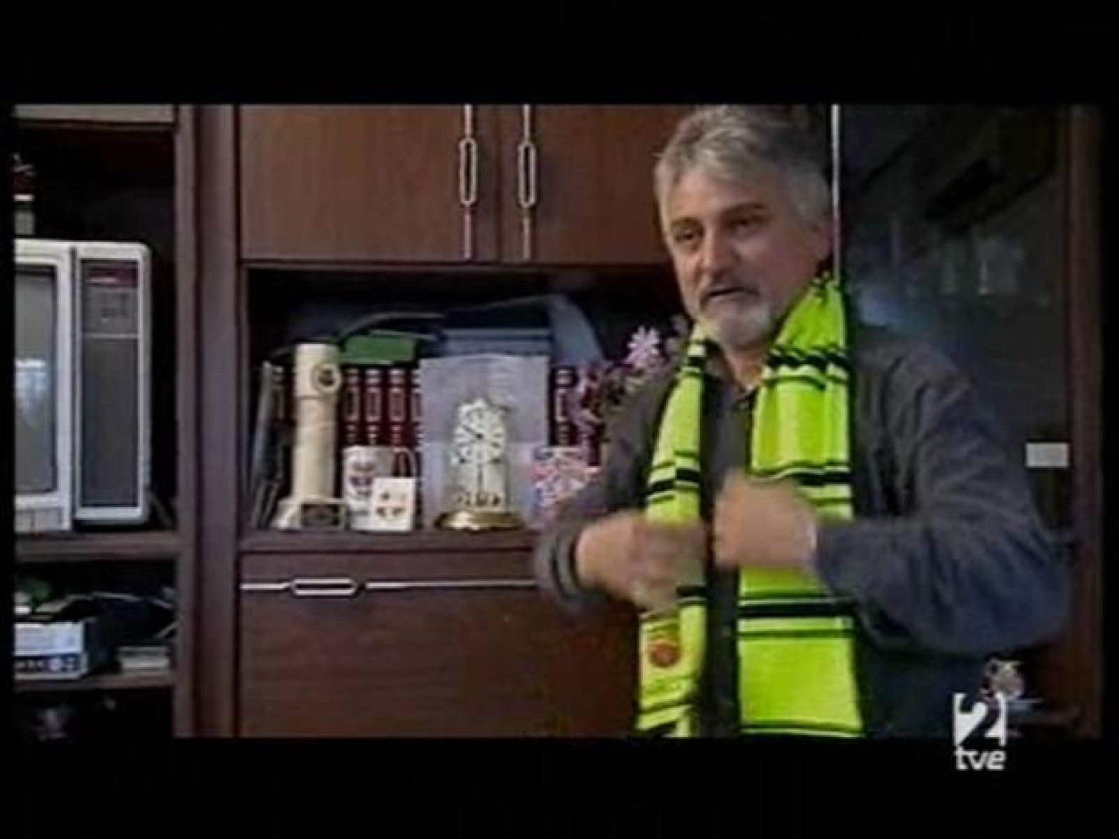 Crónicas - Pasión por el fútbol - Crónicas | Ver