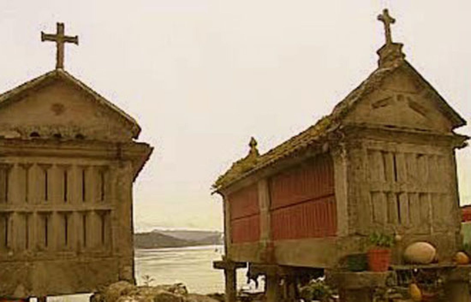 España Directo - El pueblo de los hórreos | Ver