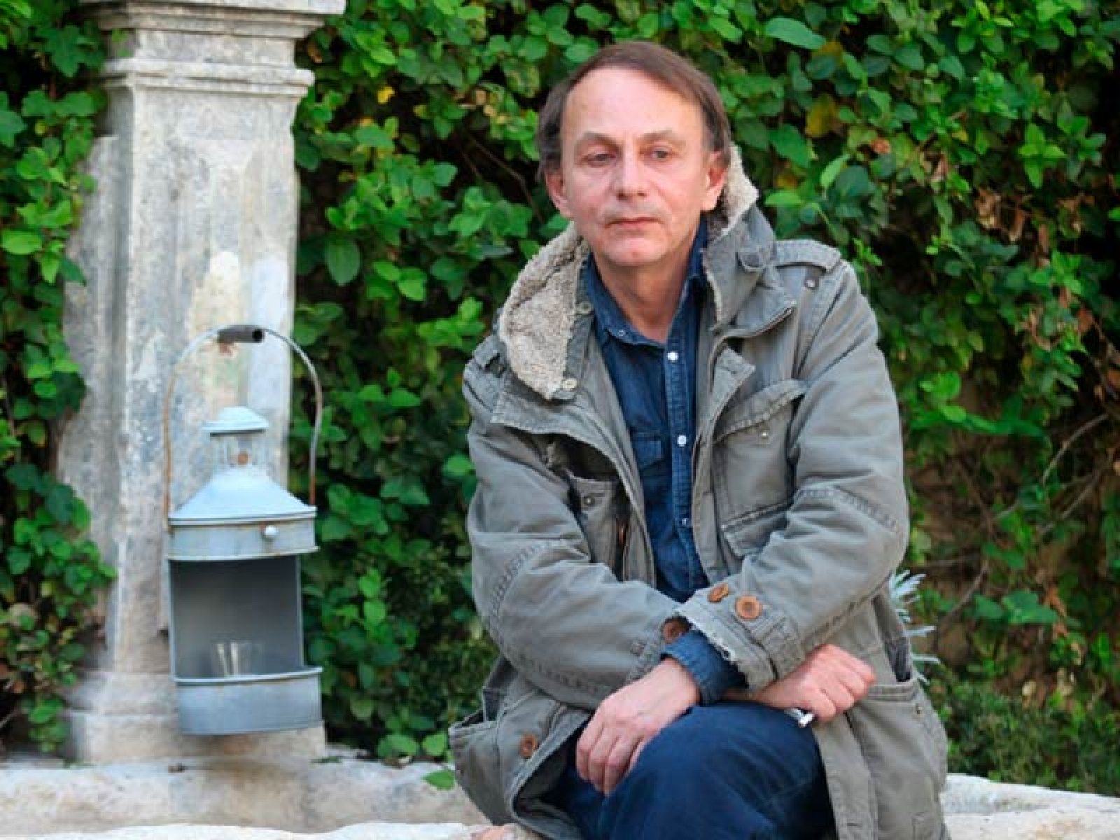 El escritor francés Michel Houellebecq participa en "Cosmopoética" en Córdoba | Ver