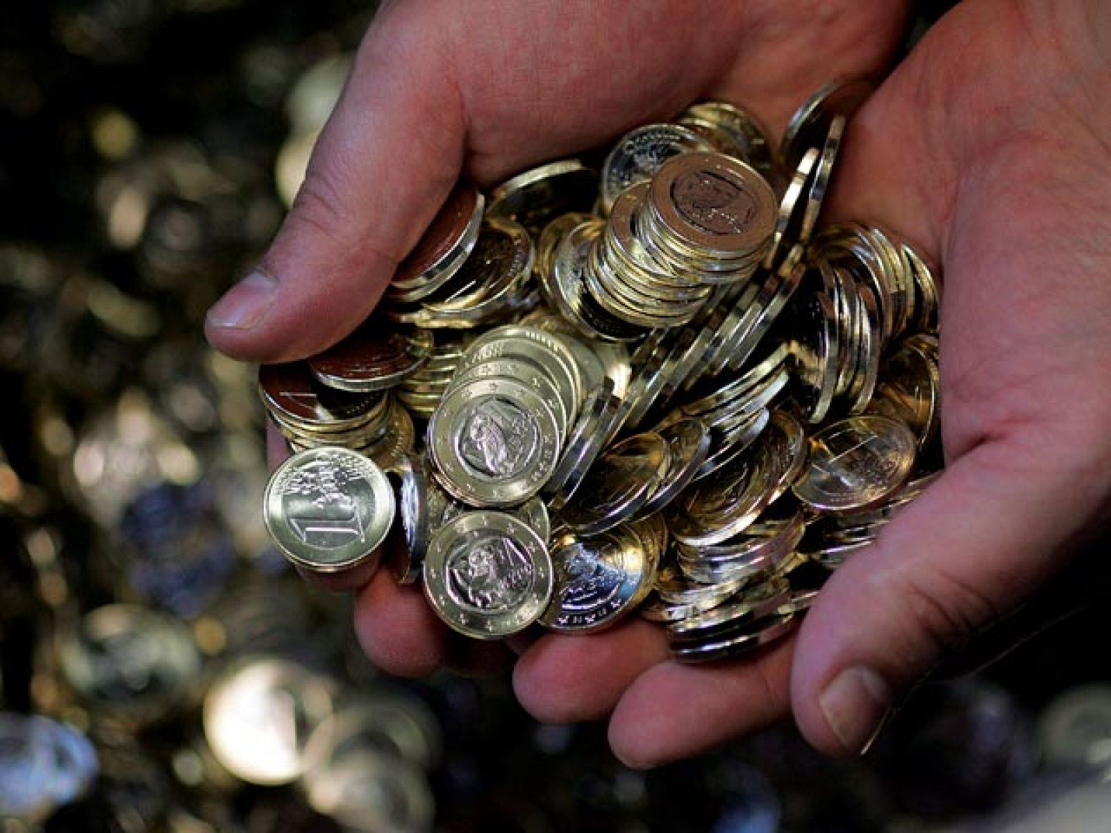 Pasarán semanas hasta que Grecia reciba la ayuda financiera prometida | Ver