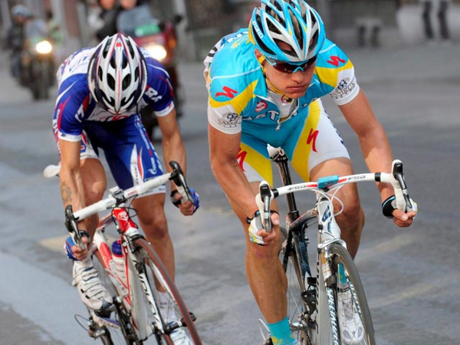 Vinokourov gana en Lieja | Ver