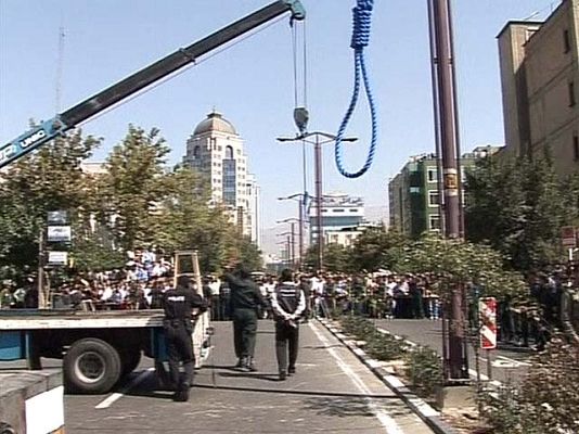 La 2 Noticias - Cuando la homosexualidad es delito