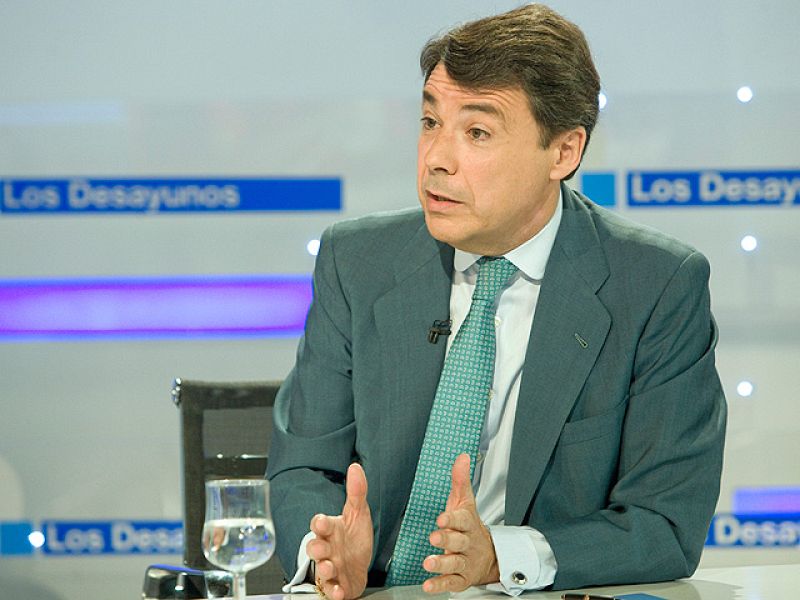 González acusa a los que apoyan a Garzón de recuperar "fantasmas del pasado"