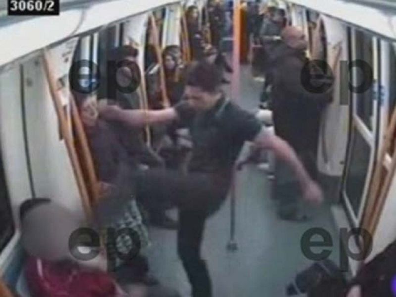 Brutal agresión en el Metro de Madrid de un joven a otro
