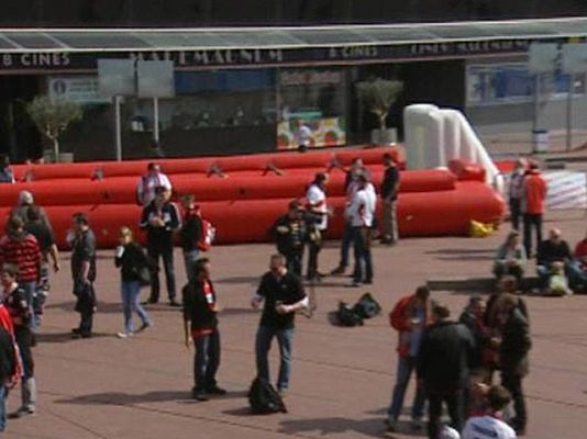 Champions League - Barcelona respira Champions