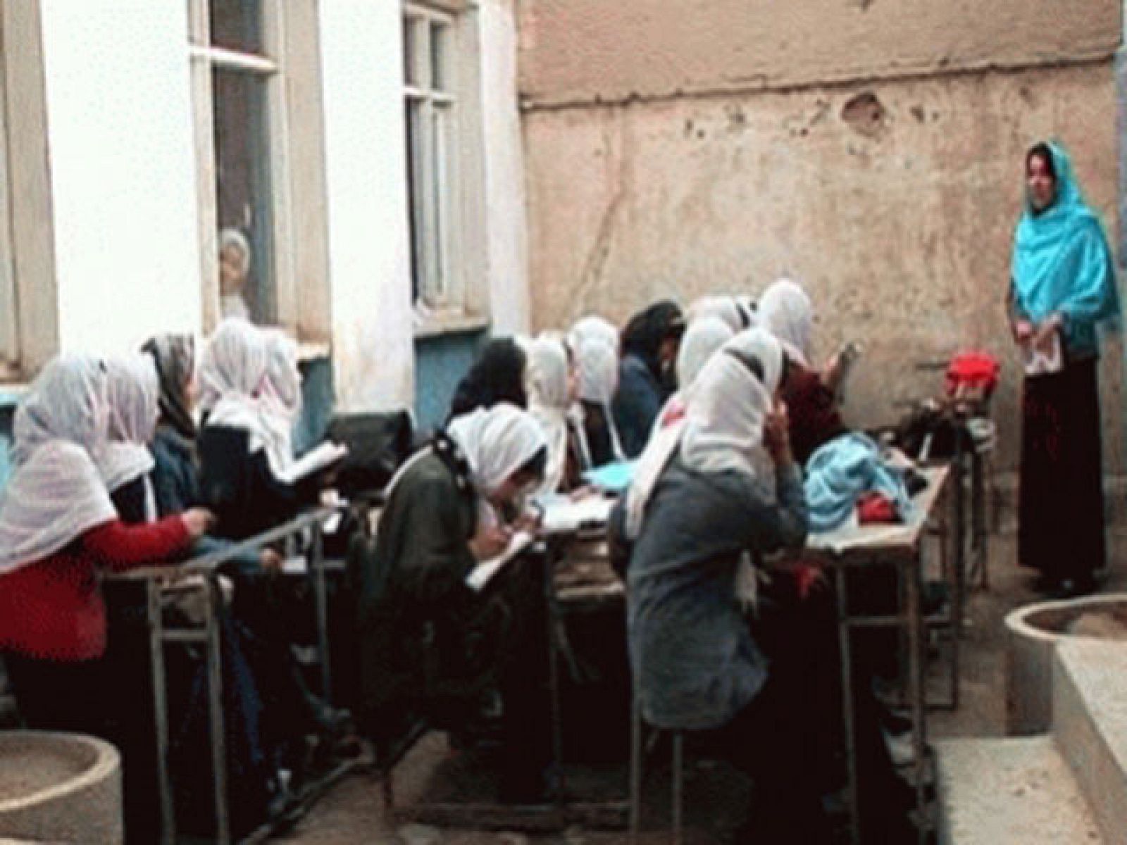 Documentos TV - Afganistán, tras la pista del dólar - Documentos TV | Ver