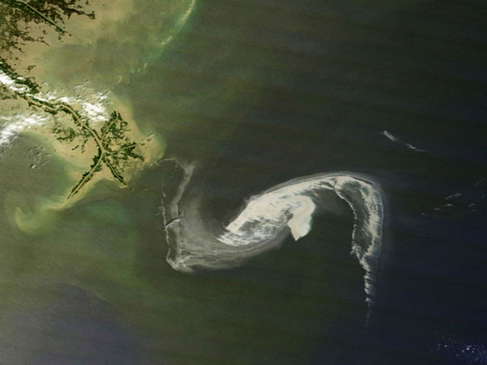 Telediario 2 en cuatro minutos - 30/04/10 | Ver