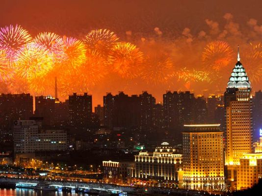  - Comienza la Expo de Shanghái