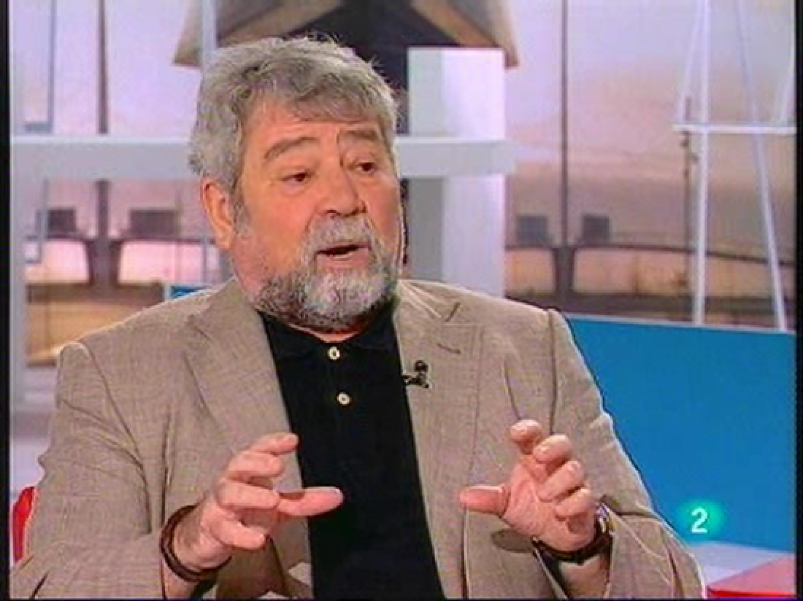 Para Todos La 2 entrevista 1 3-05 Nabiu