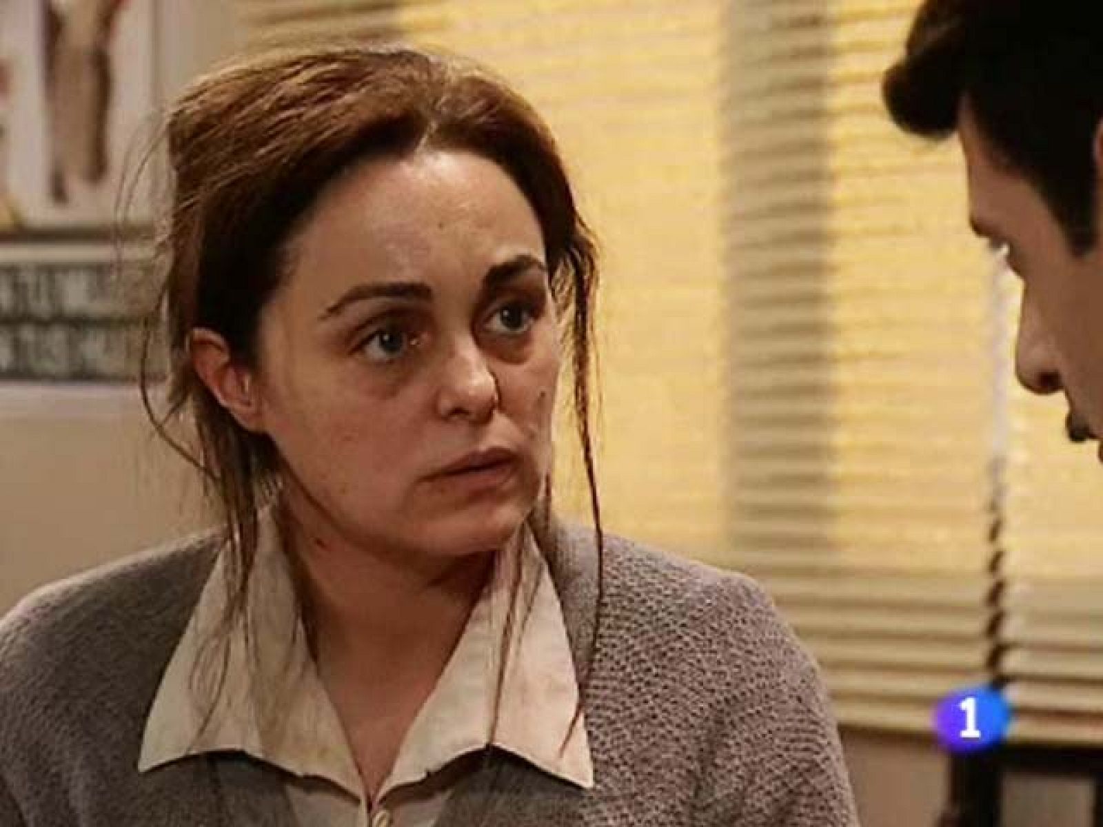 Amar - Lucía relata su historia - Amar en tiempos revueltos | Ver