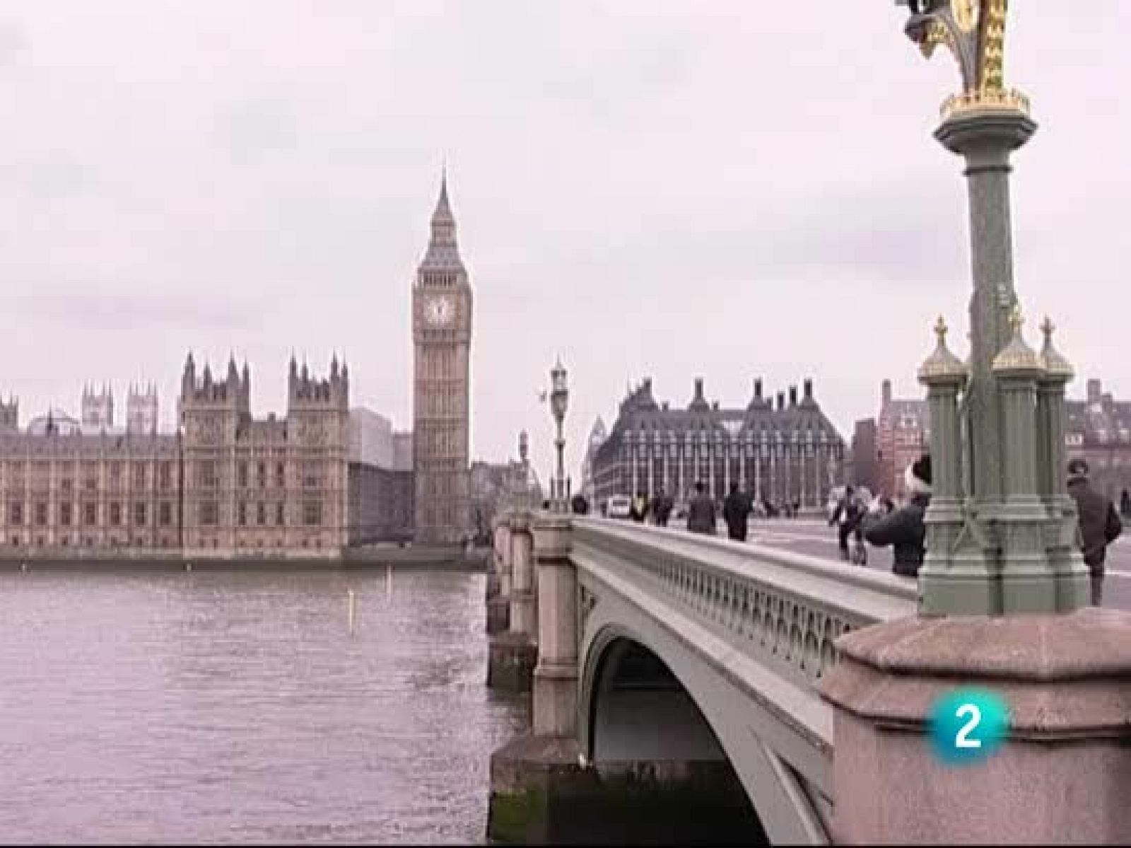 Los británicos votan pero, ¿qué pasará mañana si no hay un ganador claro? | Ver