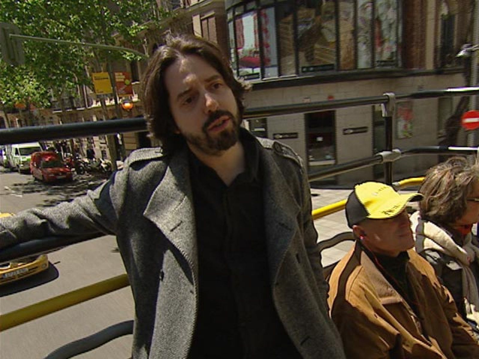 "Uno no viaja mirando, viaja escuchando" | Ver