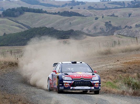  - Ogier y Loeb pugnan por el liderato