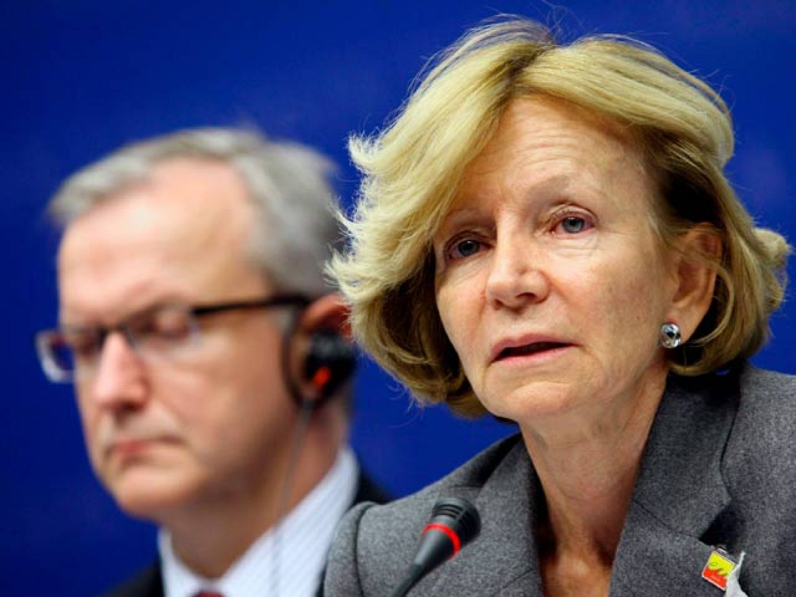 El Ecofin aprueba un fondo anticrisis de 750.000 millones de euros | Ver