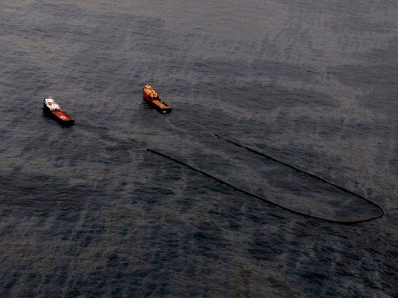 BP busca nuevas soluciones para frenar el vertido de crudo en el golfo de México | Ver