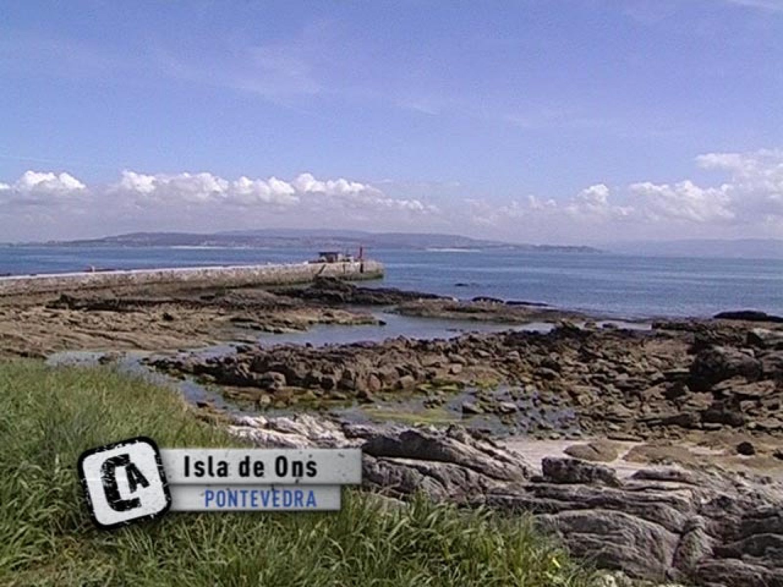 Comando Actualidad - Viviendo en una isla - Comando Actualidad | Ver