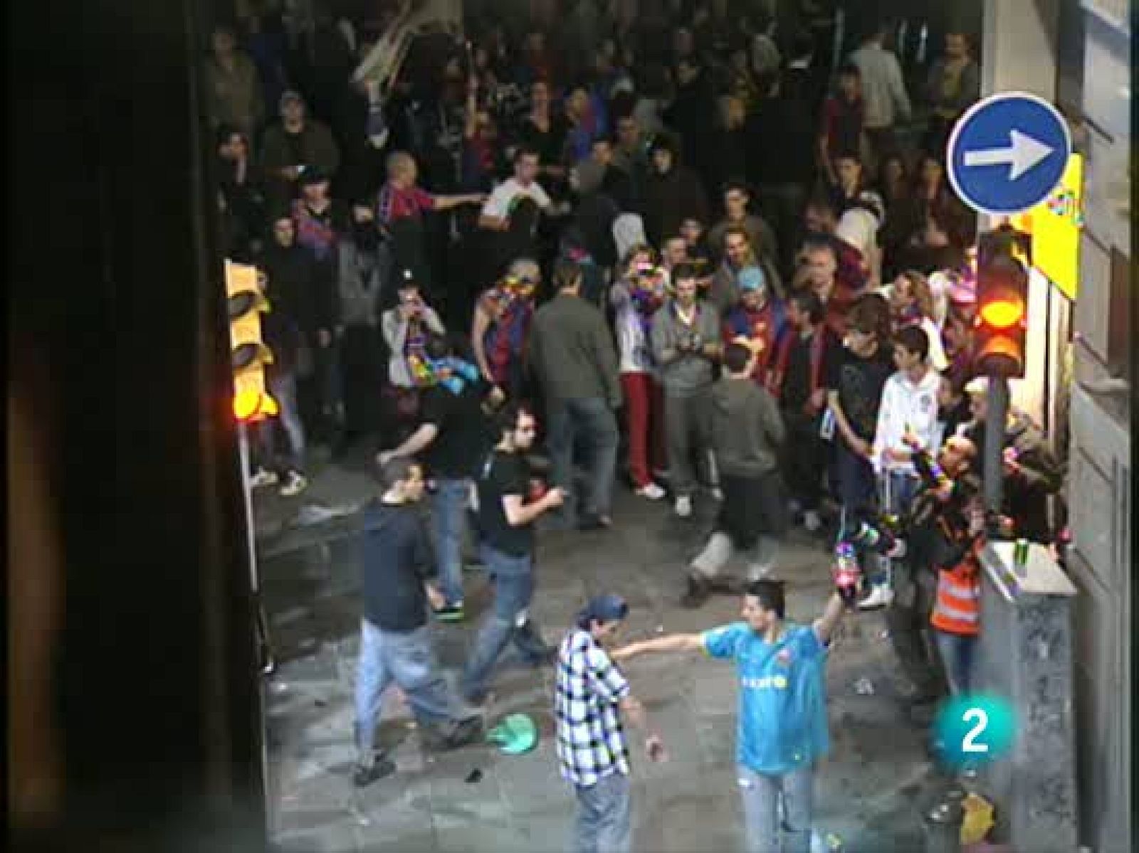 La cara negra de la fiesta de Canaletas | Ver