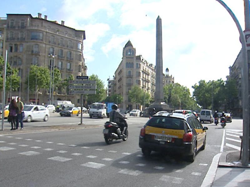 Continúa el debate político en el ayuntamiento de Barcelona tras el fracaso de la consulta para reformar la avenida de la Diagonal | Ver