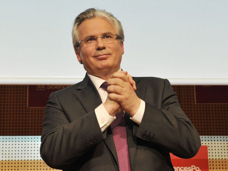 La Fiscalía del TS no cree que Garzón prevaricara al investigar los crímenes del franquismo | Ver