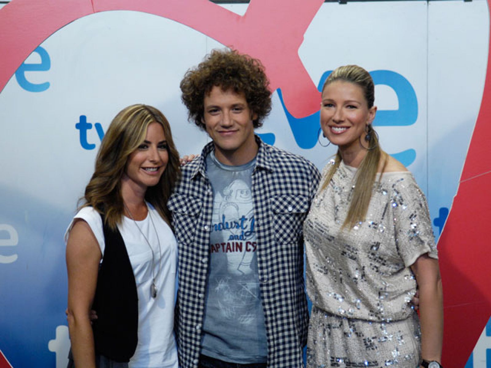 Eurovisión 2010 - Dani, Anne y Ainhoa se despiden de España - Eurovisión | Ver